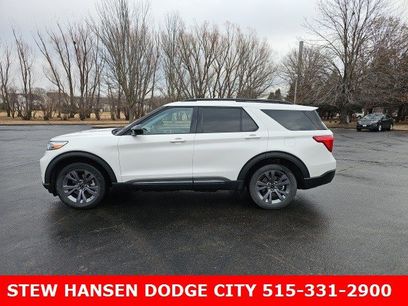 Used 2022 Ford Explorer XLT w/ Equipment Group 202A