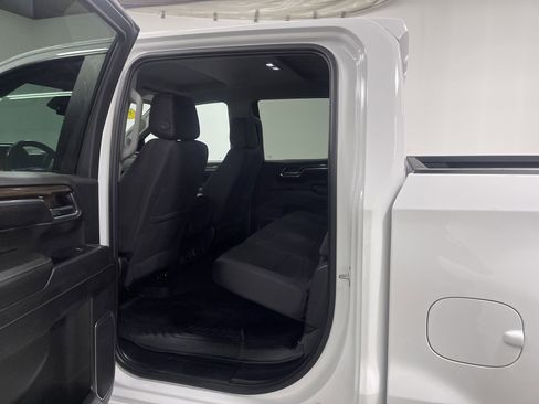 Used 2024 Chevrolet Silverado 1500 LT w/ Z71 Off-Road Package image 13