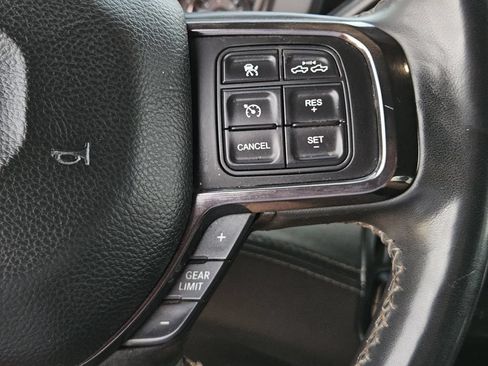 Used 2022 RAM 3500 Limited AWD/4WD image 17