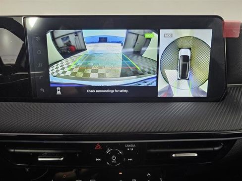 New 2025 Nissan Kicks SR w/ SR Premium Package image 27