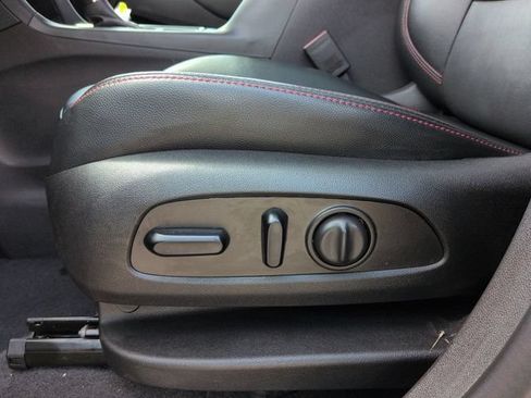 Used 2024 Chevrolet Equinox RS w/ RS Leather Package FWD image 23