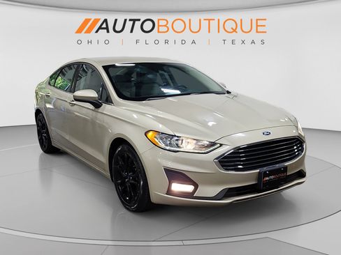 Used 2019 Ford Fusion SE w/ Equipment Group 151A FWD image 7