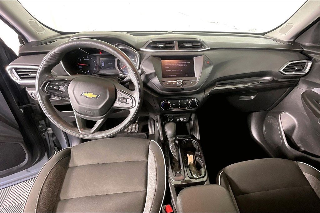 Used 2023 Chevrolet TrailBlazer LT FWD image 17