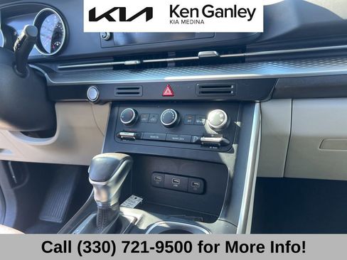 Certified 2024 Kia Carnival LX image 39