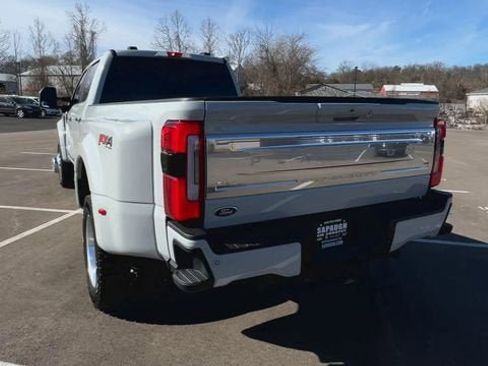 Used 2025 Ford F450 Platinum w/ Platinum Plus Package image 7