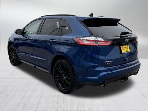 Used 2020 Ford Edge ST-Line w/ Cold Weather Package image 5