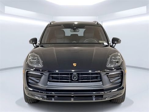 Used 2025 Porsche Macan GTS image 10