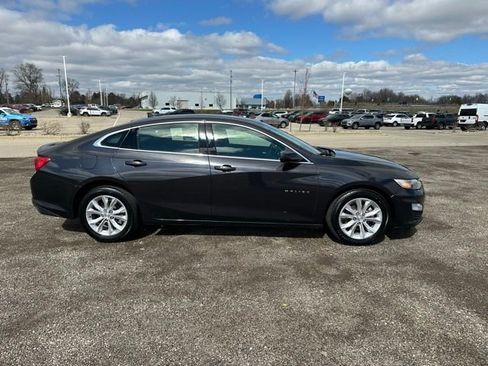 Used 2023 Chevrolet Malibu LT image 3