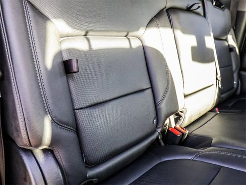 Used 2019 GMC Sierra 1500 SLT image 23