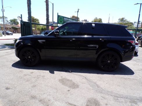 Used 2014 Land Rover Range Rover Sport HSE image 4