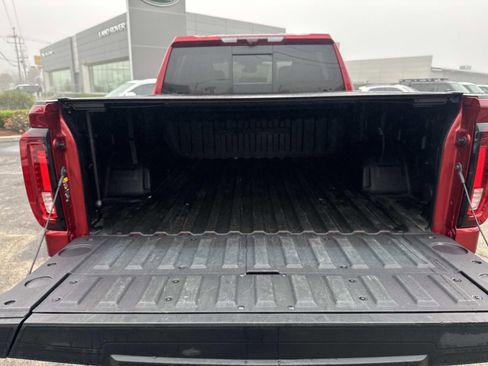 Used 2024 GMC Sierra 1500 Denali w/ Technology Package image 8