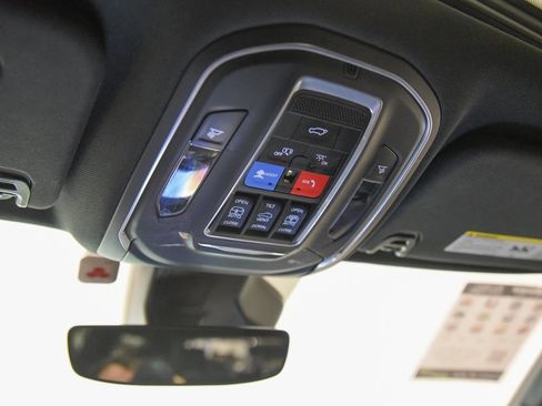 Used 2022 Jeep Wagoneer Series II w/ Premium Group I image 32