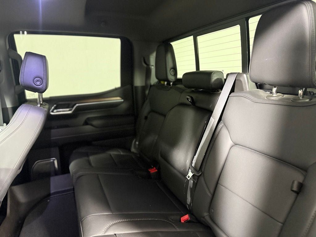 Used 2024 GMC Sierra 1500 Denali AWD/4WD image 24