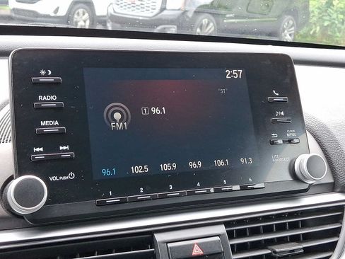 Used 2019 Honda Accord LX image 16
