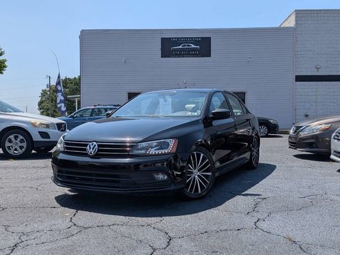 Used 2016 Volkswagen Jetta Sport w/ Lighting Package FWD image 1