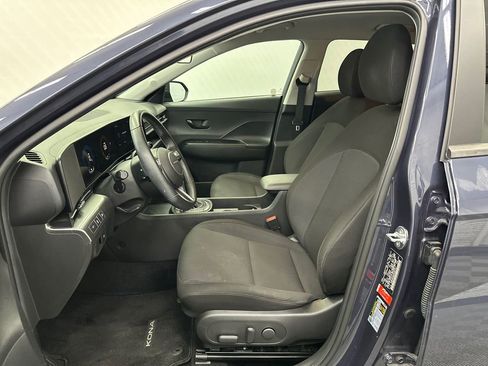 Used 2024 Hyundai Kona SEL image 9