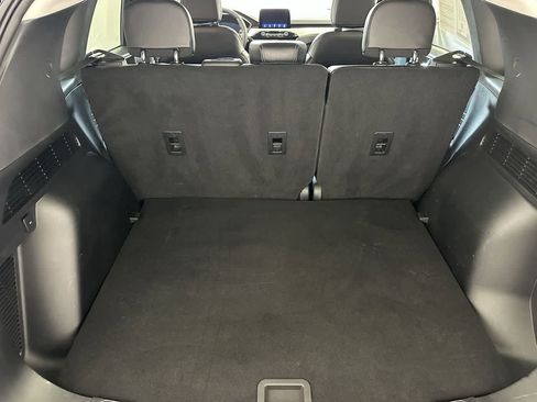 Used 2021 Ford Escape SEL w/ Technology Package image 5