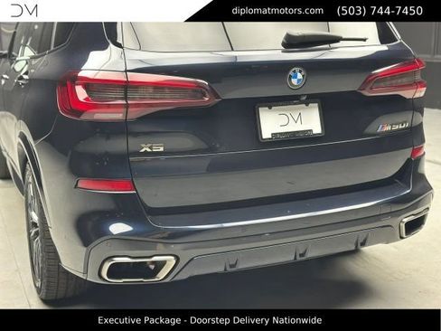 Used 2022 BMW X5 M50i w/ Executive Package AWD/4WD image 16