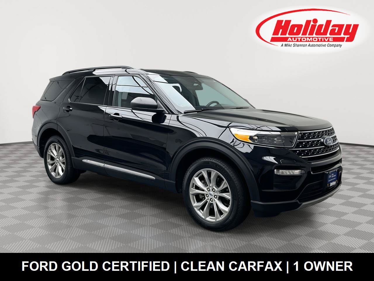 Certified 2023 Ford Explorer XLT w/ Equipment Group 202A AWD/4WD image 1