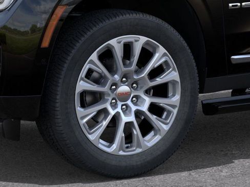 New 2026 GMC Yukon XL Denali w/ Sun & Power Step Package image 9