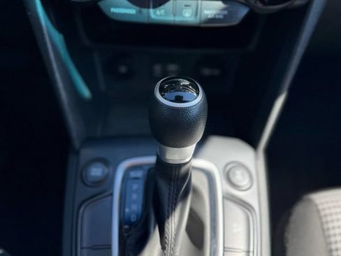 Used 2021 Hyundai Kona SE AWD/4WD image 17