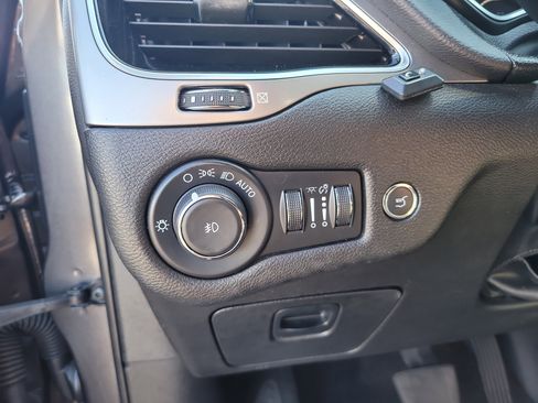 Used 2021 Jeep Cherokee High Altitude image 30