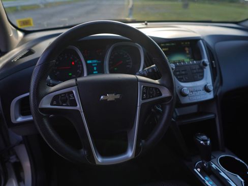 Used 2016 Chevrolet Equinox LT AWD/4WD image 13