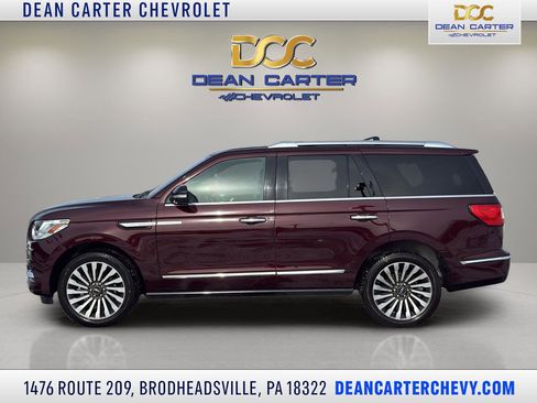 Used 2019 Lincoln Navigator Reserve image 1