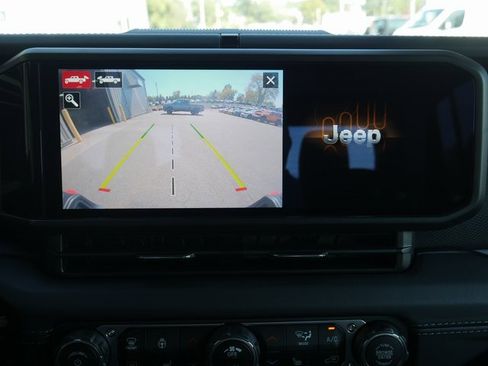 New 2025 Jeep Gladiator Rubicon w/ Convenience Group image 7