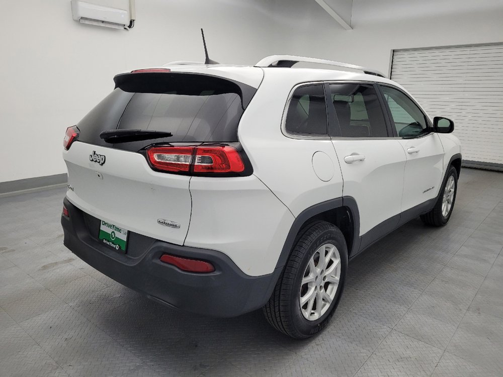 Used 2016 Jeep Cherokee Latitude w/ Comfort & Sound Group AWD/4WD image 9