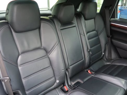 Used 2011 Porsche Cayenne S AWD/4WD image 24