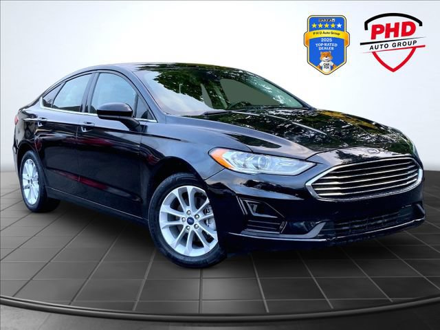 Used 2020 Ford Fusion SE FWD image 1