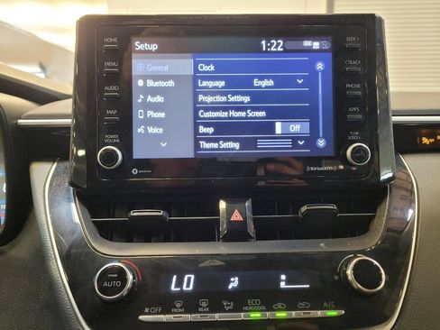 Used 2022 Toyota Corolla LE image 25