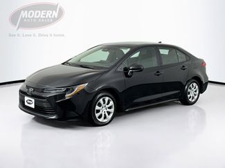 Used 2024 Toyota Corolla LE video 1