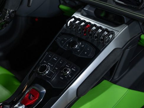 Used 2018 Lamborghini Huracan LP 580-2 RWD image 56