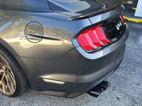 Used 2020 Ford Mustang GT image 33