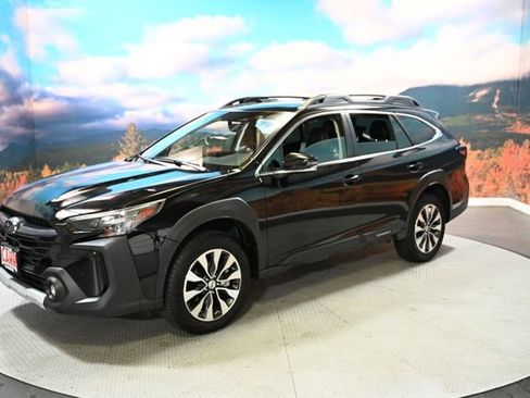 Used 2024 Subaru Outback Limited image 4