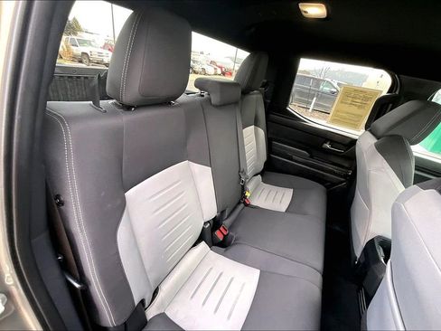 Used 2025 Toyota Tacoma TRD Off-Road image 27