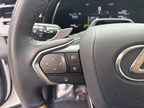 Certified 2025 Lexus RX 350 350h Luxury image 17
