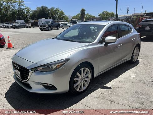 Used 2017 MAZDA MAZDA3 Grand Touring w/ Premium Equipment Package FWD image 5