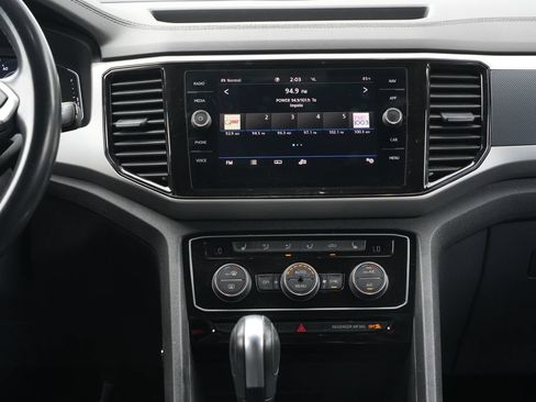 Used 2020 Volkswagen Atlas Cross Sport SEL AWD/4WD image 19