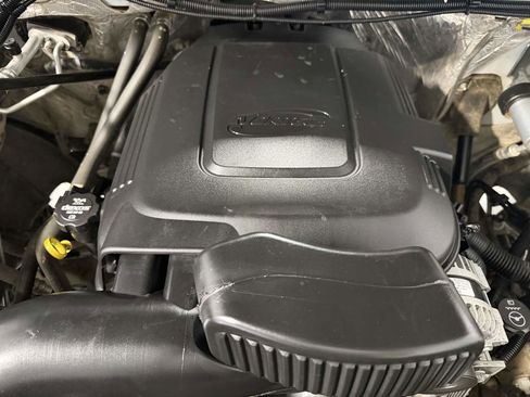 Used 2017 Chevrolet Silverado 2500 W/T image 18