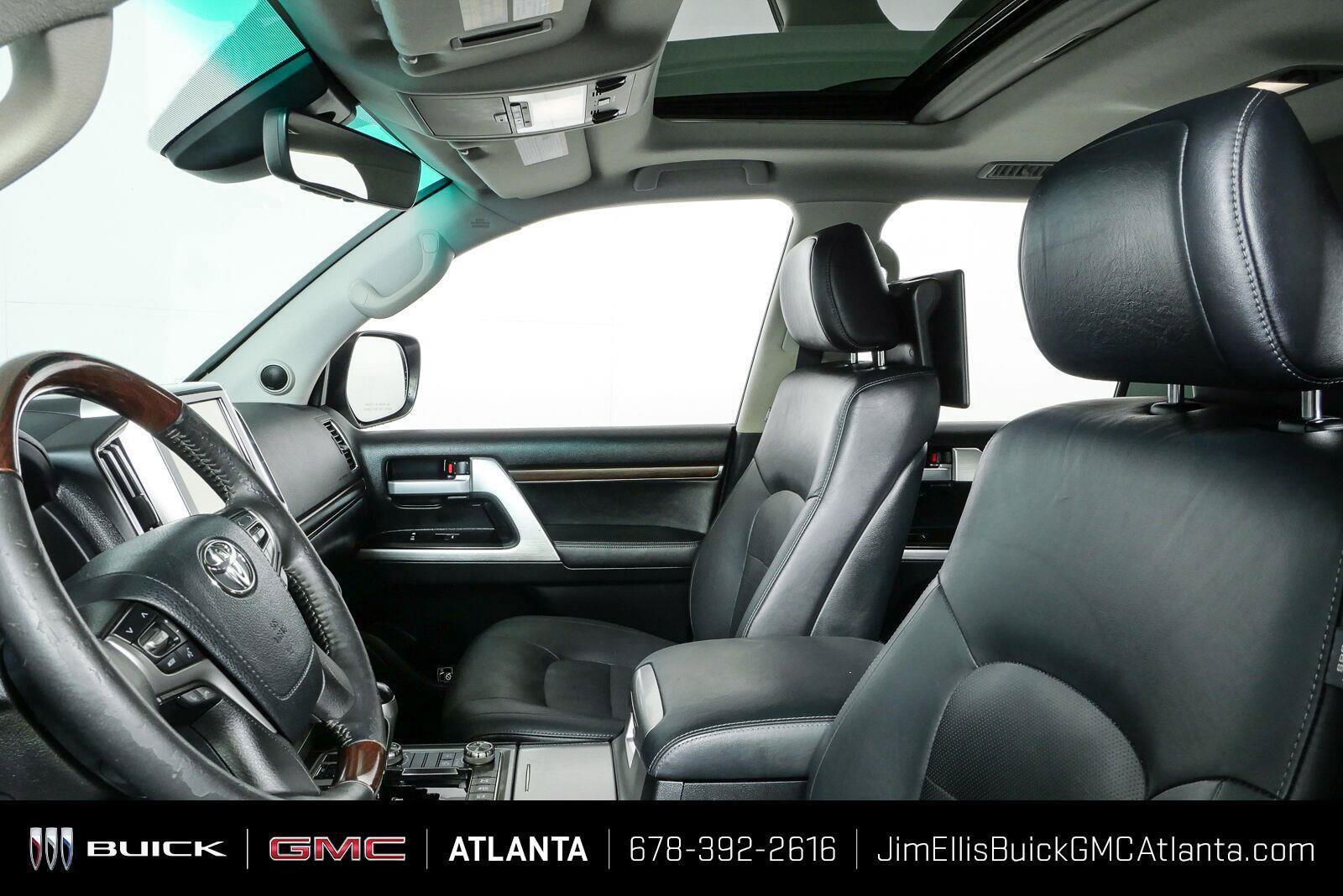 Used 2017 Toyota Land Cruiser AWD/4WD image 6