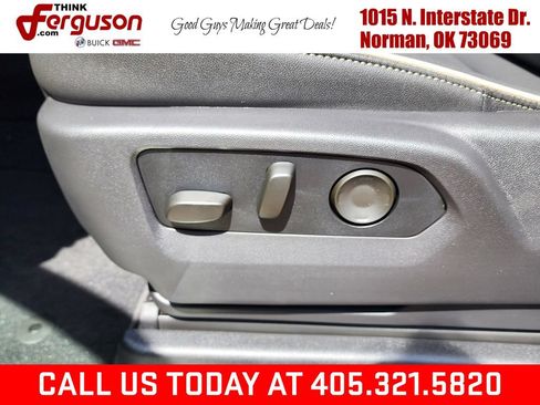 New 2026 GMC Yukon Elevation w/ Elevation Premium Package AWD/4WD image 17