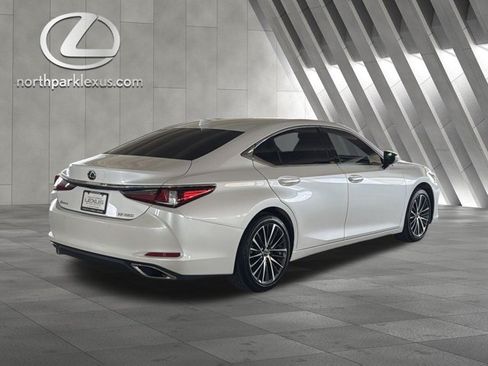 Certified 2025 Lexus ES 350 w/ Premium Package FWD image 6