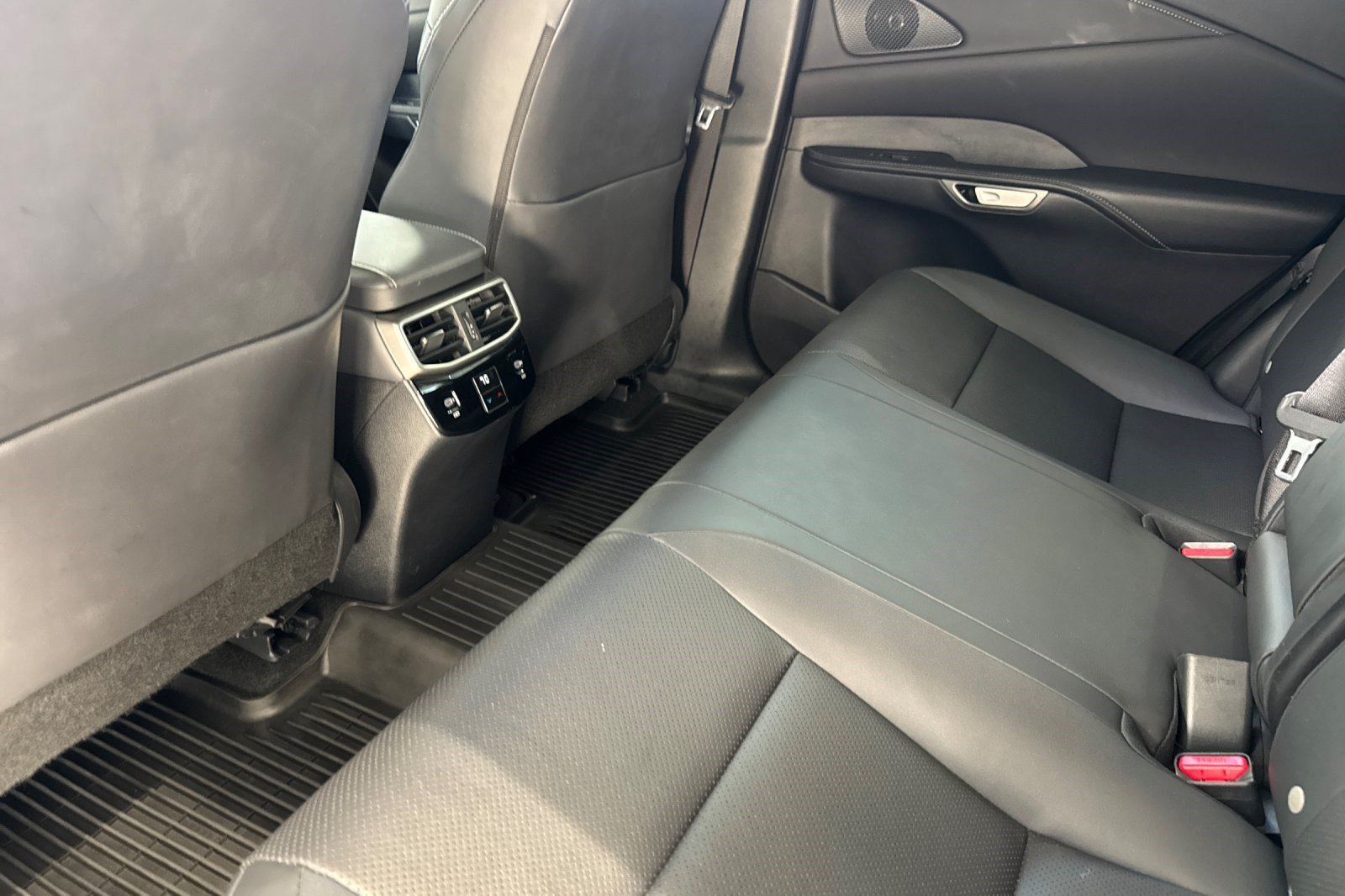 Certified 2024 Lexus RX 350 Premium w/ Accessory Package (Z1) FWD image 15