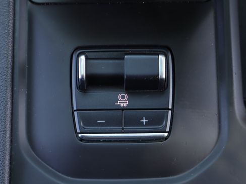 Used 2022 GMC Sierra 1500 AT4 AWD/4WD image 24