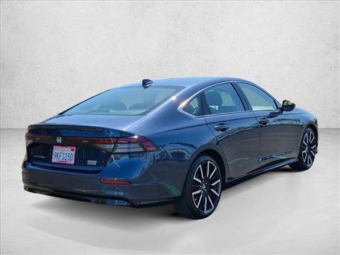 Used 2024 Honda Accord Touring image 5