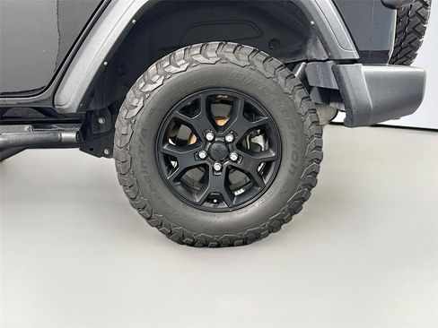Used 2021 Jeep Wrangler Unlimited Sport AWD/4WD image 15