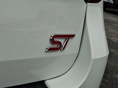 Used 2023 Ford Explorer ST w/ Equipment Group 401A image 32